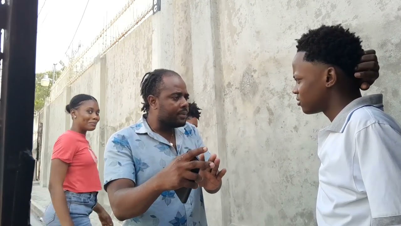 KOLOBRET FÈ ATANTA SOU MICKA TIMOUN PRANK MIKE FACHE😱🥺😳😲😮