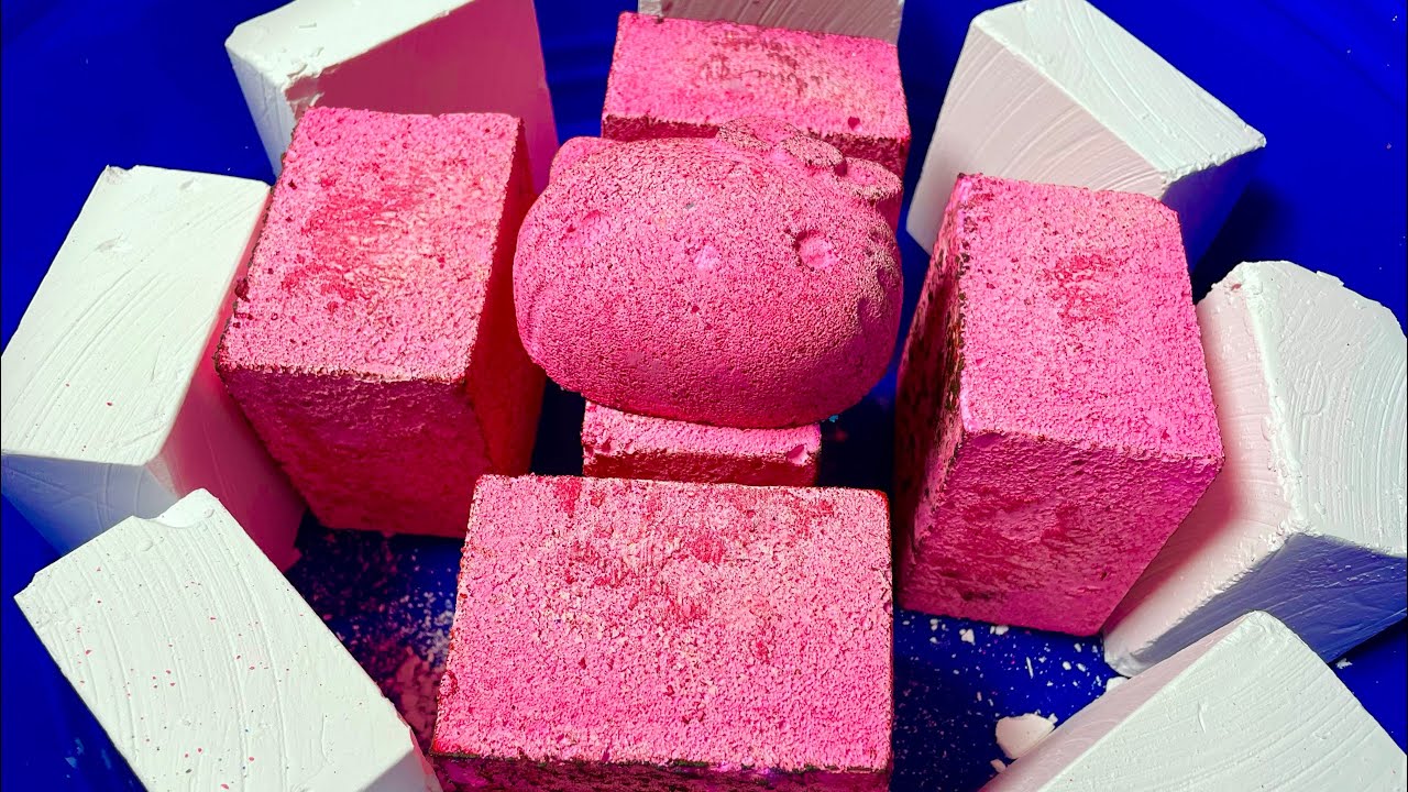 Bubblegum Pink & Fresh Plain Jane Chalk for 45K 💞🎉