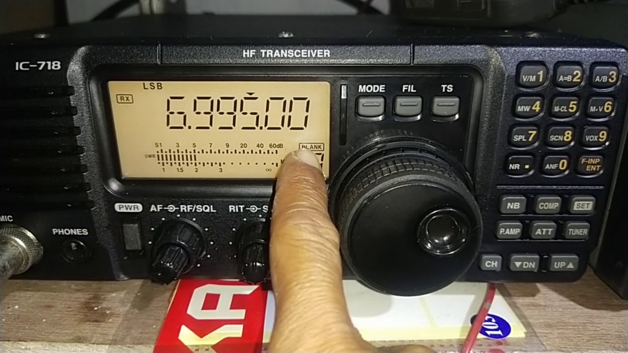 ICOM IC 718 Membuat Memory