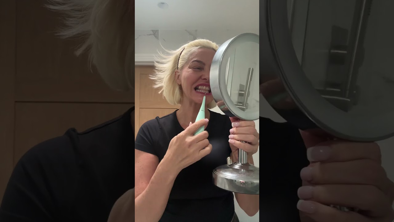 SMILE THERAPY-Ultrasonic tooth cleaner