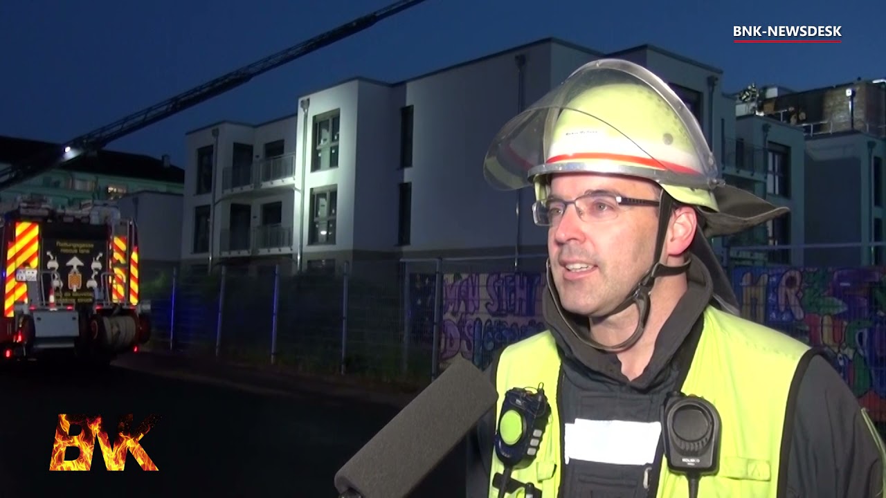 Dachstuhlbrand an Altenheimneubau | Feuerwehr Krefeld und St. Tönis im Einsatz | 17.05.2021