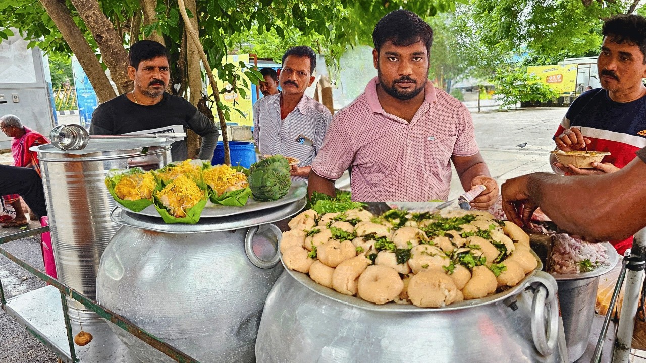 Bhubaneswar Famous Dahi Bara Aloo Dum | Dahibara Aloodum Ghugni Rs. 50/- Only | Street Food India