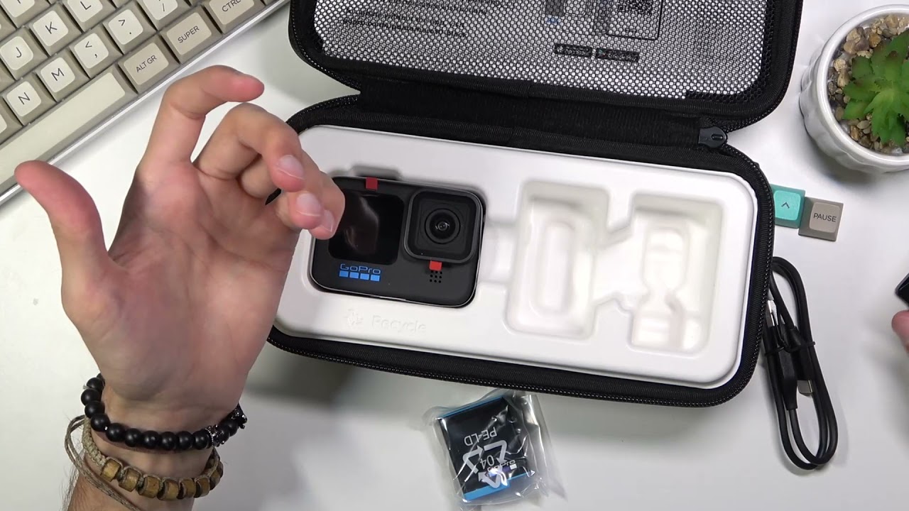 Unboxing & Setup GoPro Hero 10 - Frist Look | What's inside the box