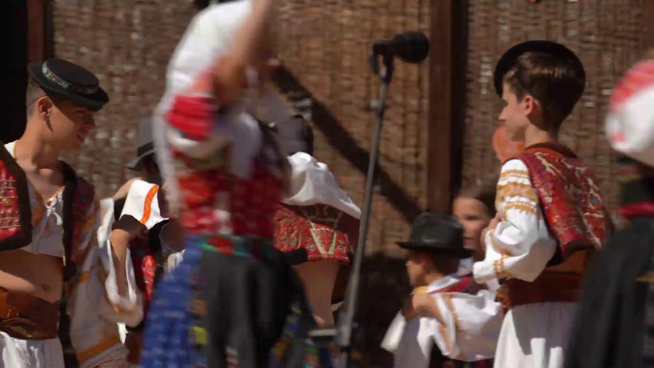 DETI, DEŤÚRENCE, DETISKÁ | program detských folklórnzch súborov