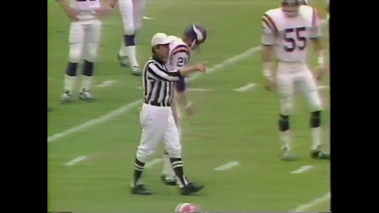 1977 MINNESOTA VIKINGS AT ATLANTA FALCONS
