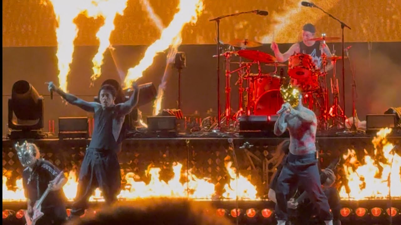 Falling in Reverse & Slaughter to Prevail - Imdead (Live) - 8-30-2025 - Tinley Park/Chicago