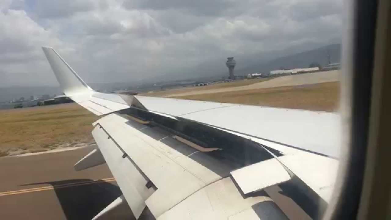 Caribbean Airlines 737-800 landing in Jamaica.