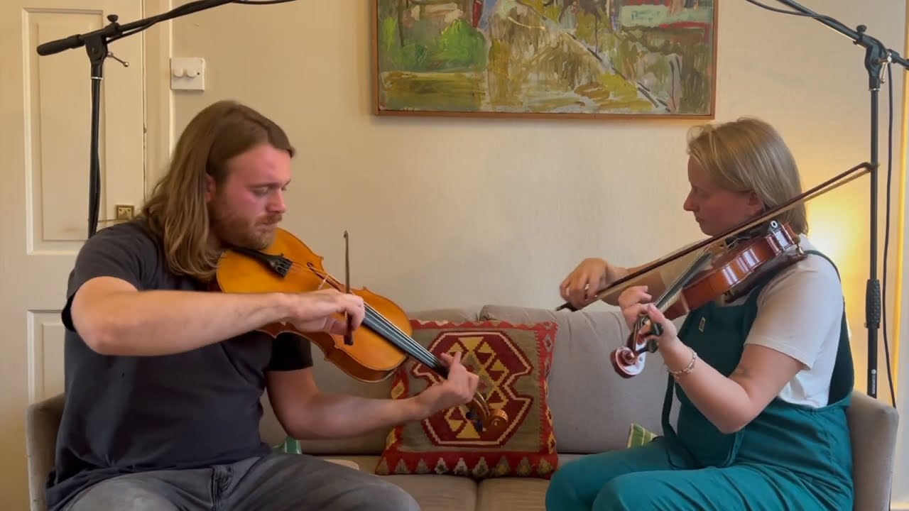 8 Strings - Tom Moore & Grace Smith - Flaxley Green Dance