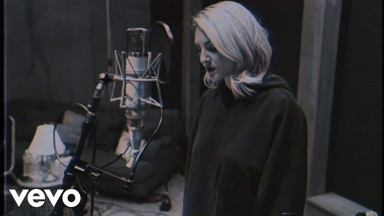 Julia Michaels - Jump (Acoustic)
