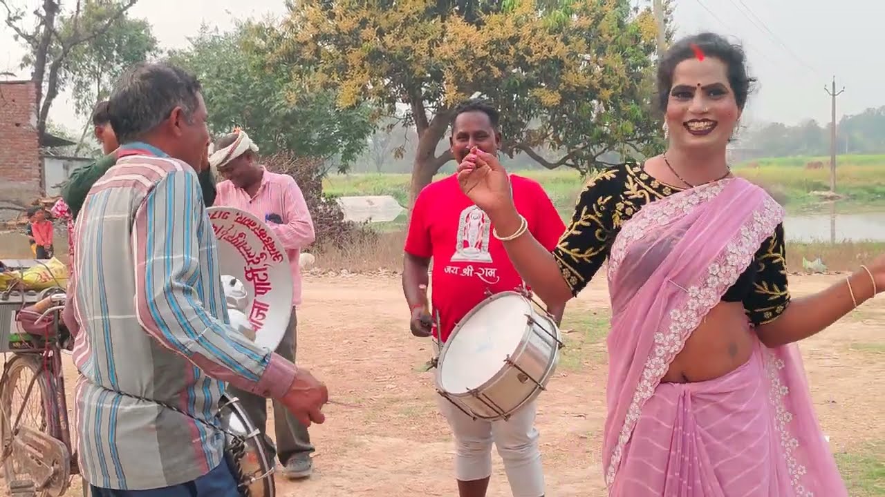 बैंड बाजा पार्टी 