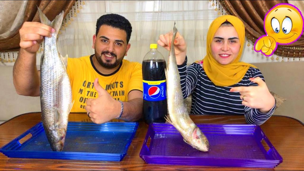 تحدي اكل الفسيخ المصري بوزن 2 كيلو 😋 مع البصل والليمون 👈العقاب مفجأه 😍
