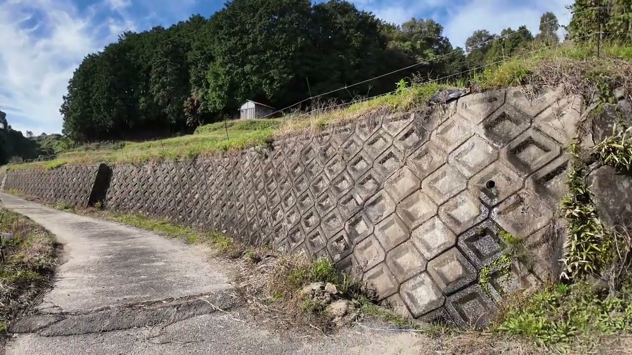 MR8Dちょこっと登山・・萩の台駅・ハイキングコースから貯水池・千光寺方向