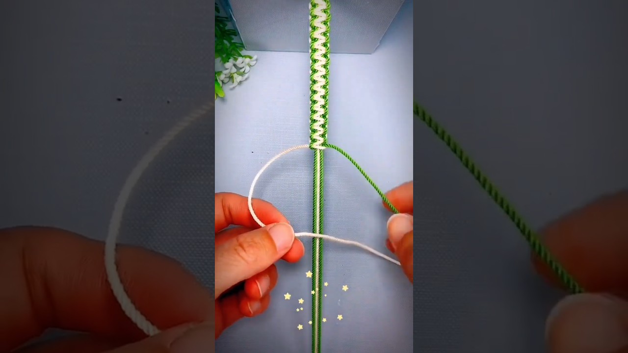 How to Make a Simple String Bracelet: Step-by-Step!