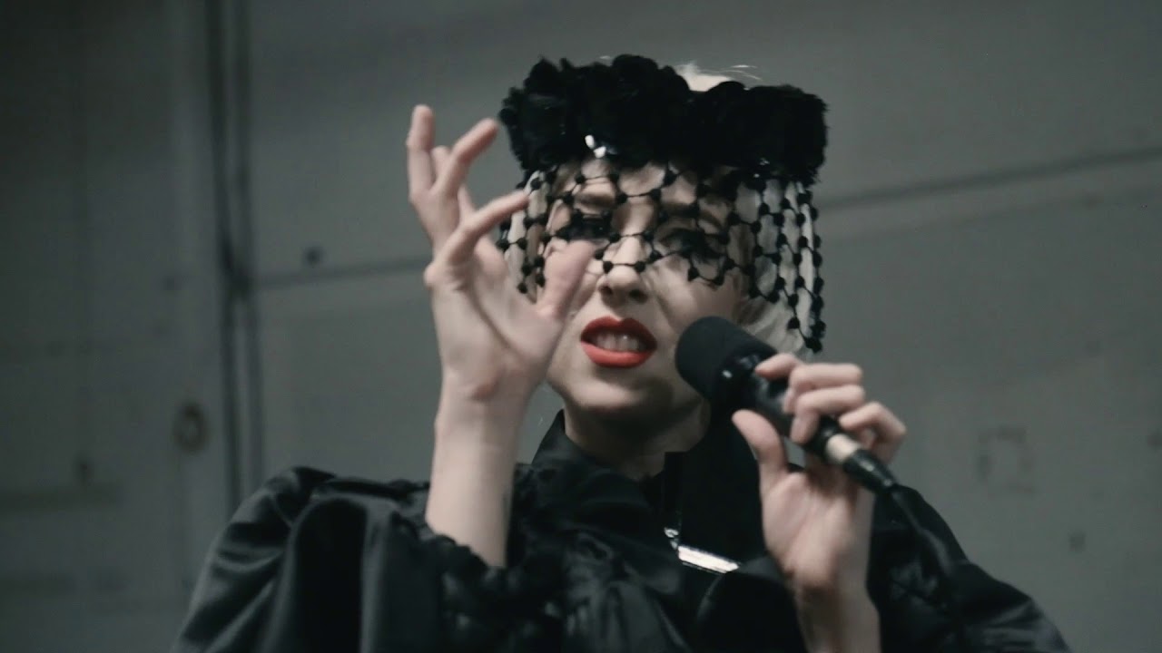 Allie X &ndash; Can't Stop Now (Super Sunset Digital Concert #SSDC)