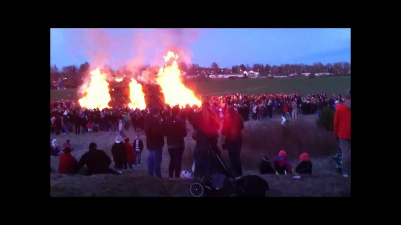 Valborg fire at Gamla Uppsala, 2012