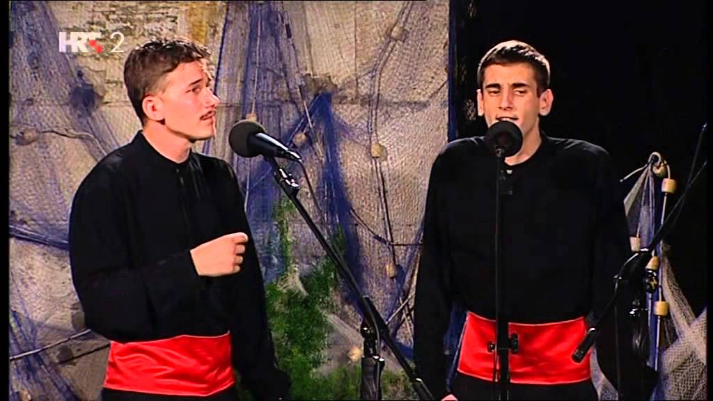 Klapa sv. Luke Otok - Izresla ruža rumena (FDK 2015)