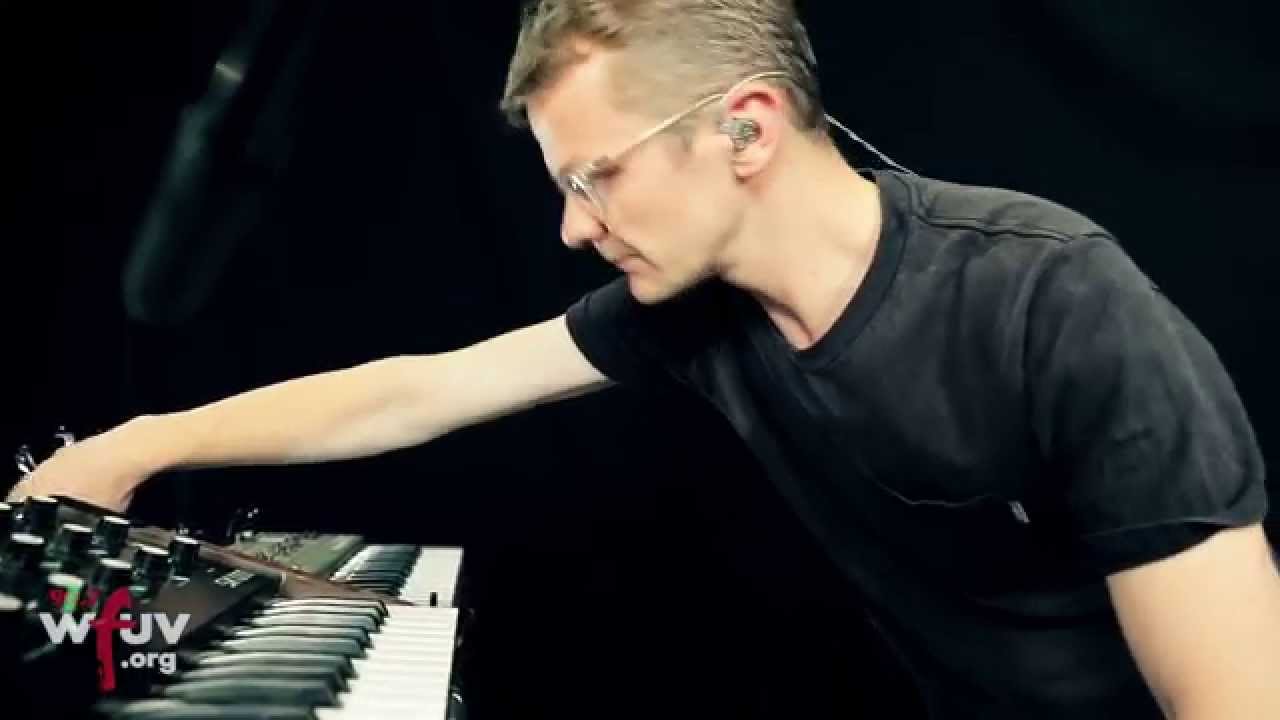 Django Django - 