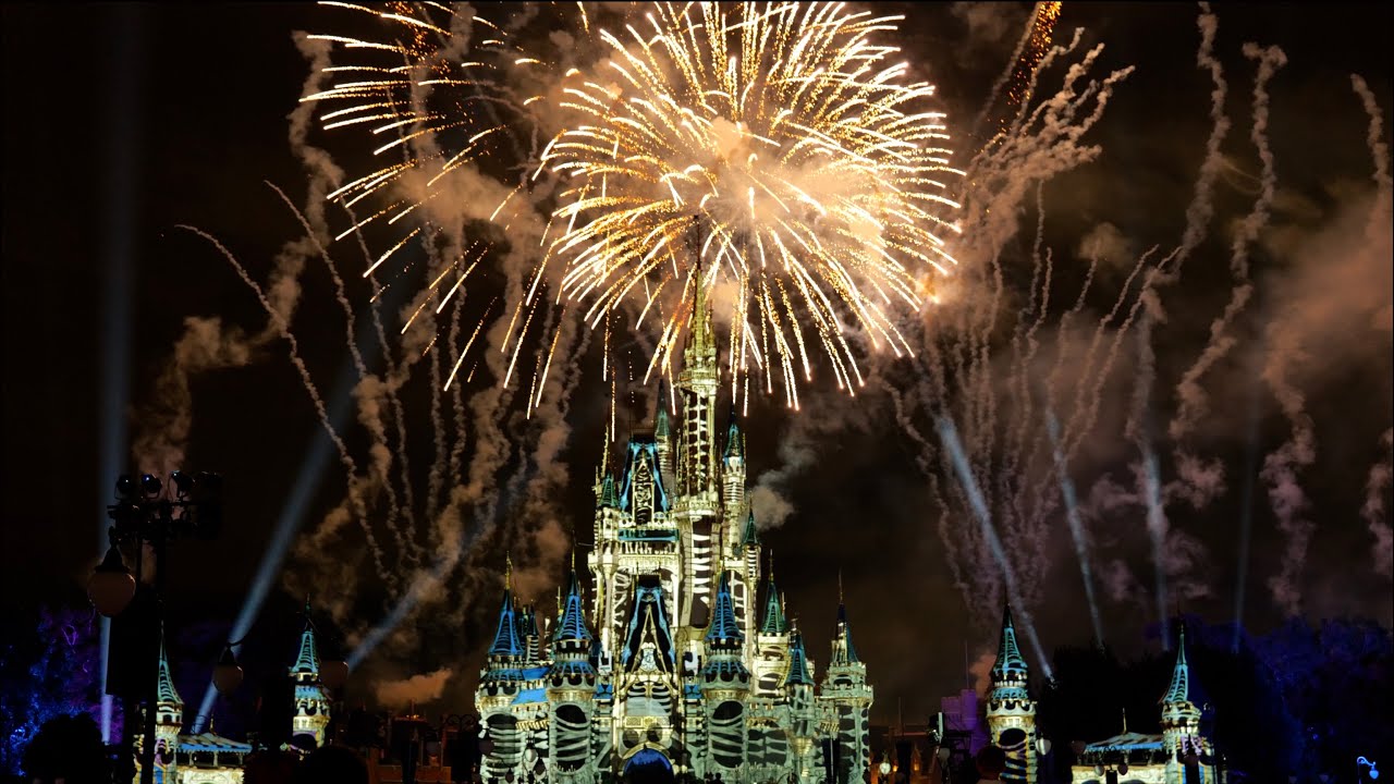 Magic Kingdom Halloween Fireworks - Disney's Not-So-Spooky Spectacular in 4K -Walt Disney World 2025