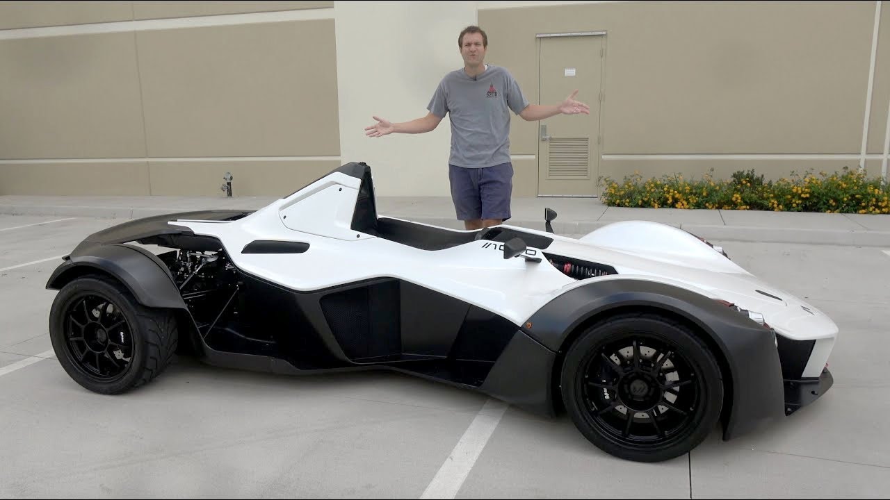 BAC Mono - это безумная дорожная гоночная машина за $250 000