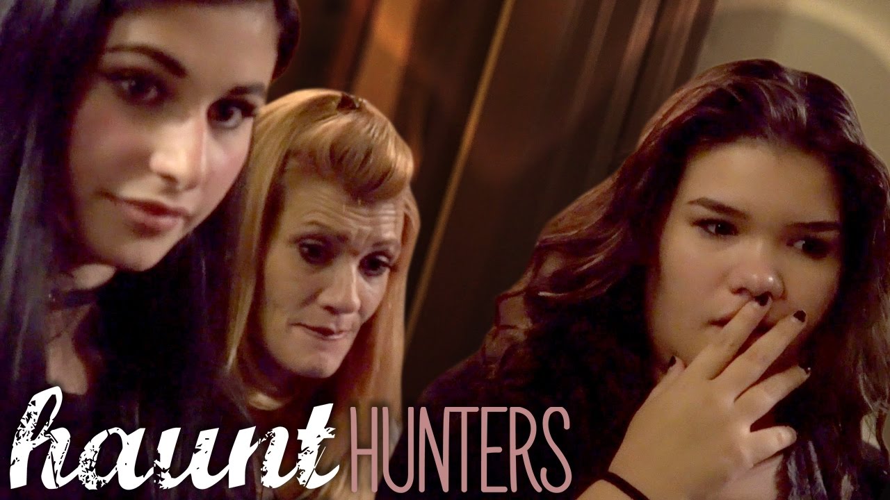 DEMI LOVATO'S SISTER SEES DEAD PEOPLE!?!? | Haunt Hunters