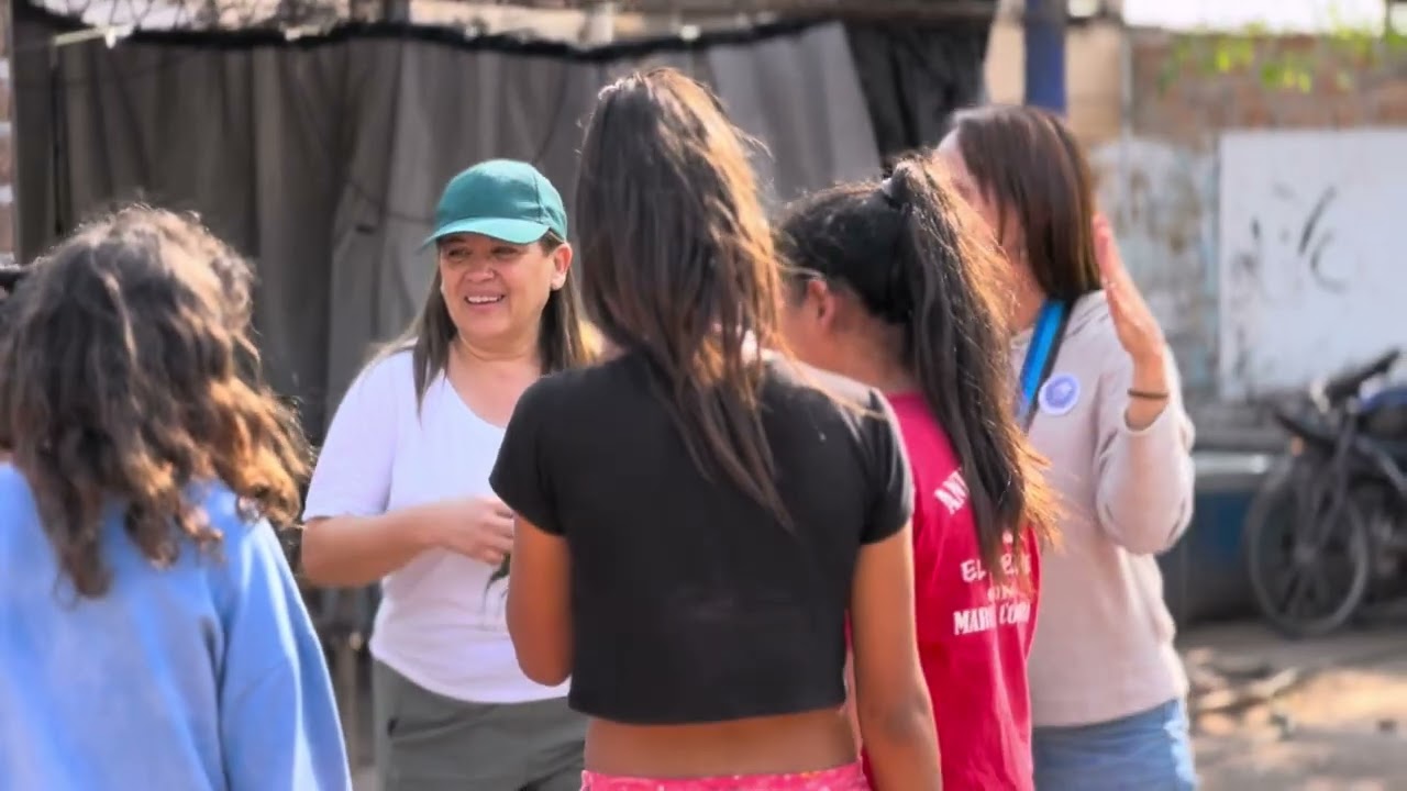 Humanitarismo Comunidad es...