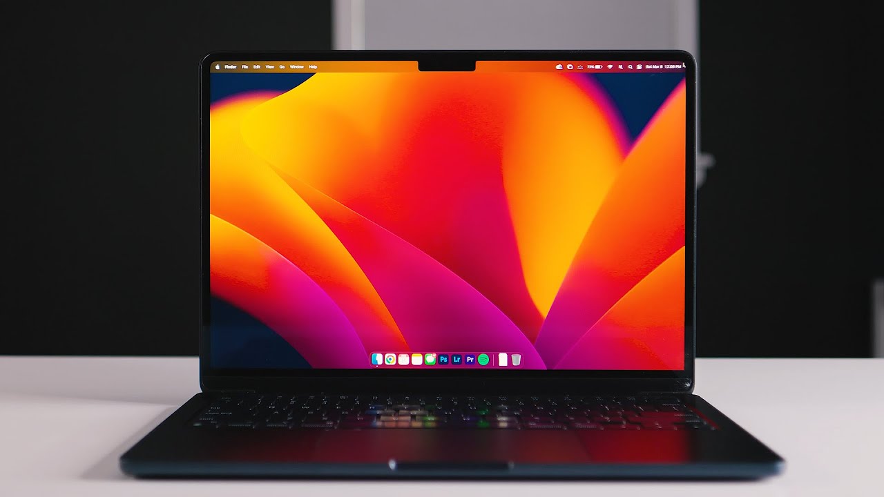 Should You Buy a M2 MacBook Air in 2025 - Long Term Review!