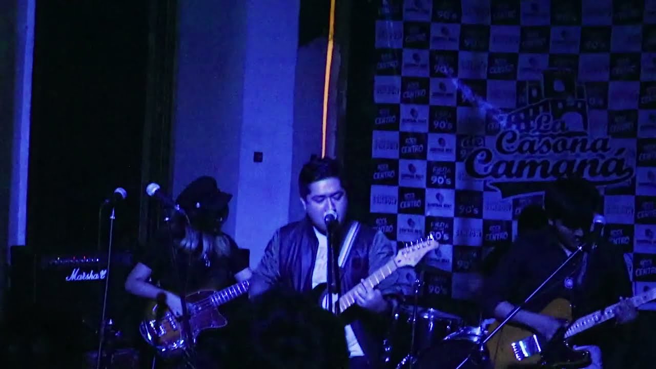 LOS YELLOW BRICKS - En vivo en La Casona de Camaná (Tributo a Arctic Monkeys)