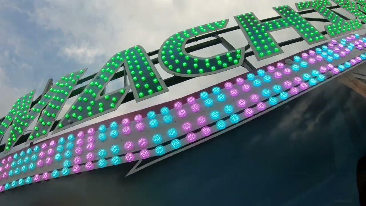 Lunapark Honza - karuzela Dance Machine on ride 2 Czempiń 2024