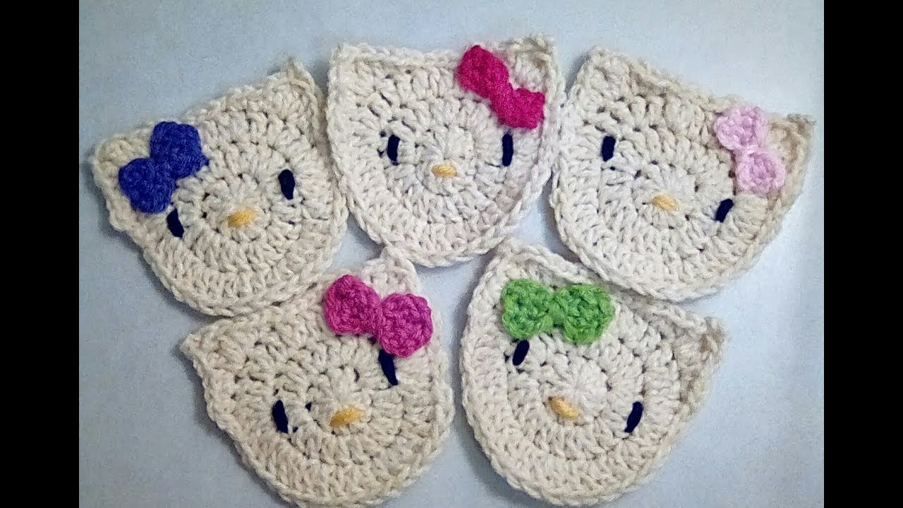Crochet Hello Kitty Applique | Hello Kitty Crochet Pattern #hellokittycrafts  #crochetitforward