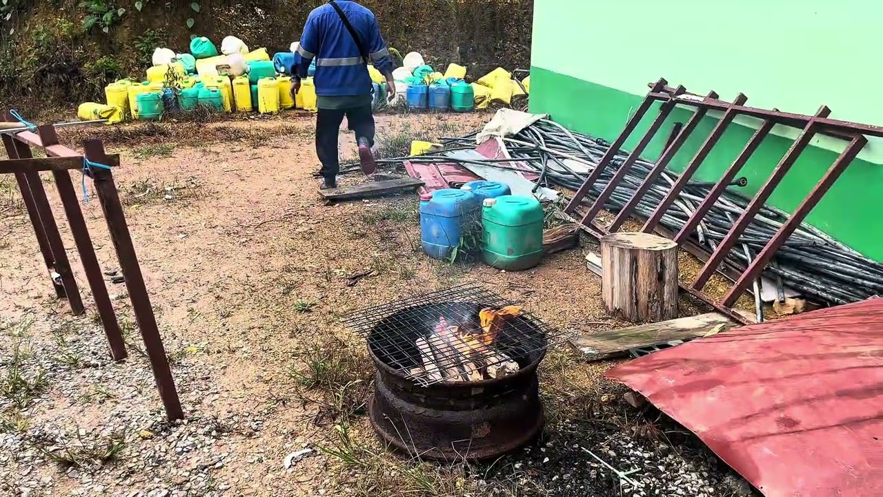 @MesaofficeI  BBQ sempena tahun baru coma