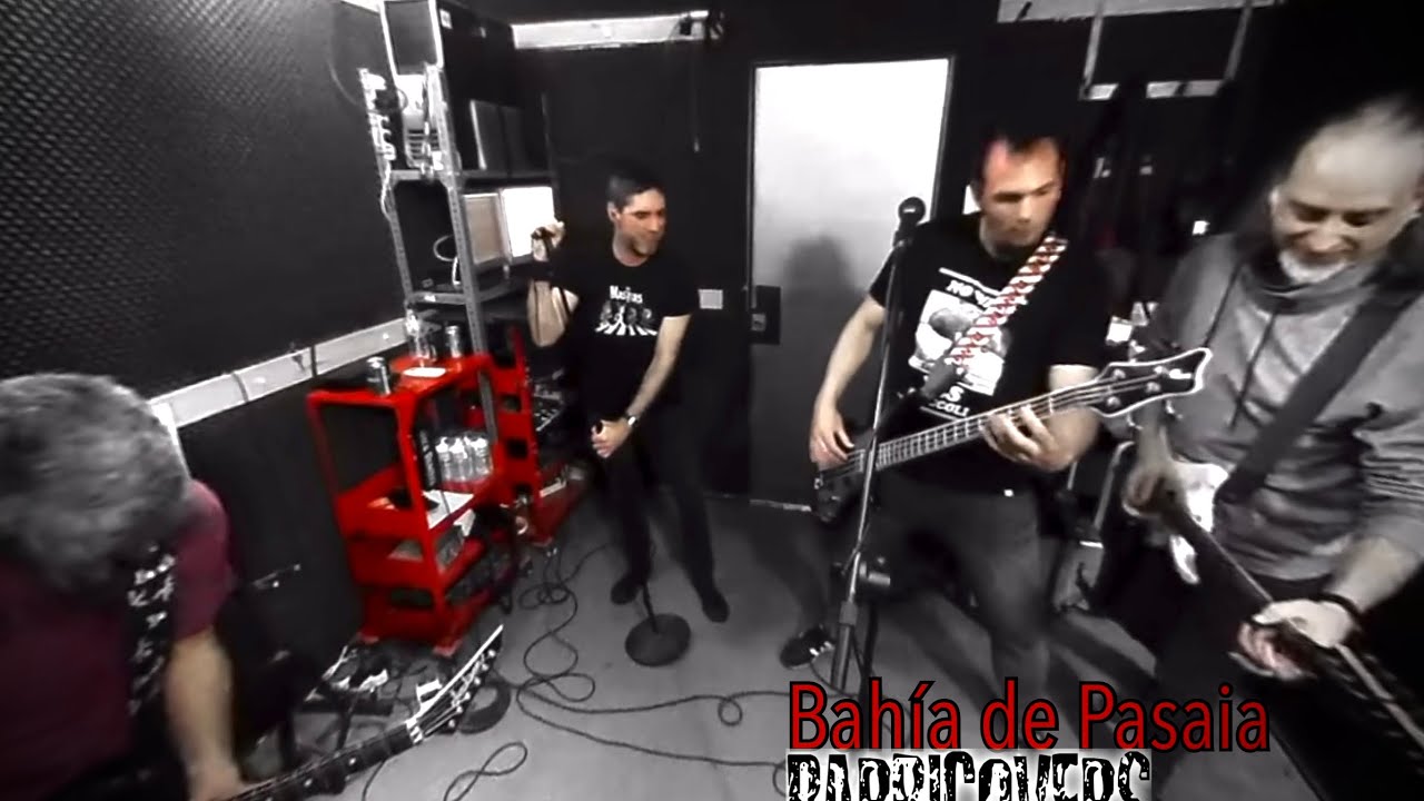 Bahía de Pasaia. Cover de Barricada.