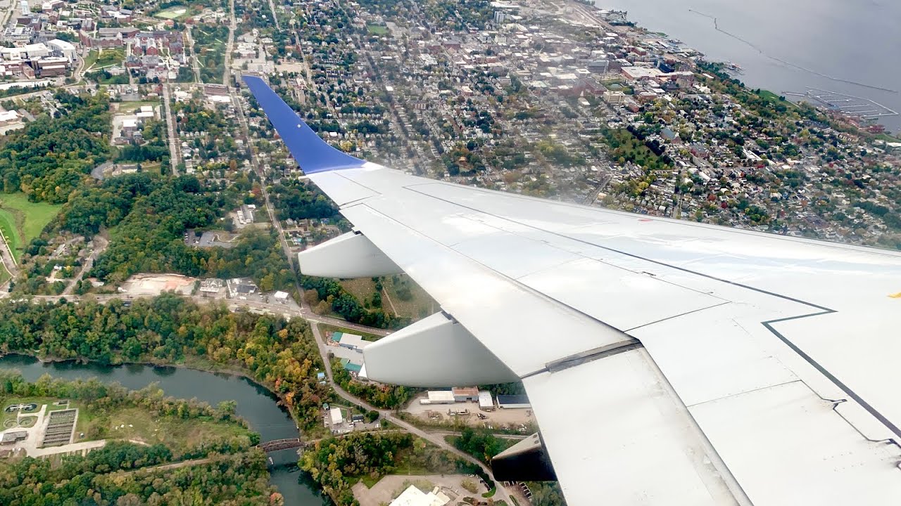 Awesome Fall Takeoff Burlington, Vermont – JetBlue Airways – Embraer ERJ-190 – N323JB