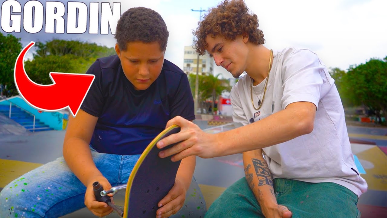 MONTANDO SKATE E ROLÉ COM O GORDIN