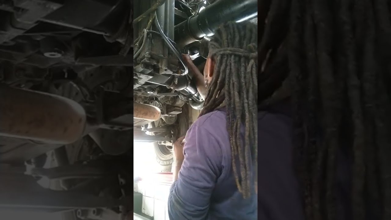 REPLACING PTO ON A MAN TGA 33.410 FOR CRANE OPERATION - Pt1
