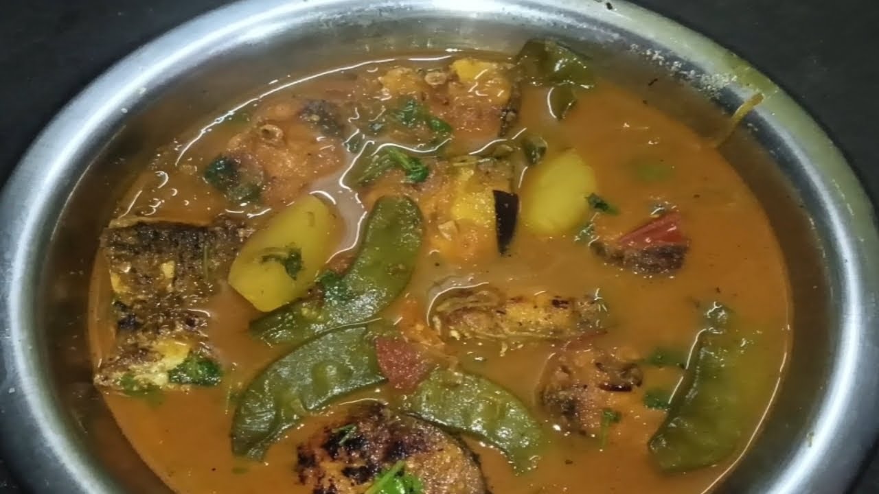 আজকে আলু সিম দিয়ে রুই মাছের একটা রেসিপি বানালাম 🤤@chotokhatorannaghor123 