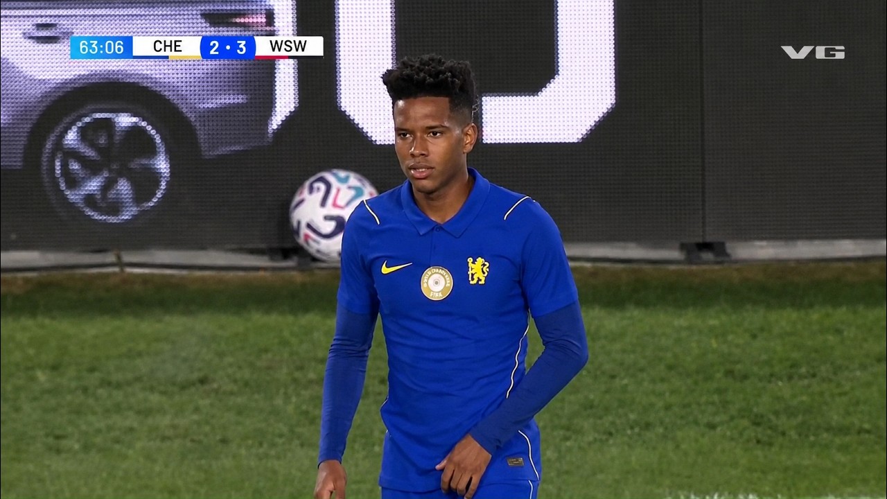 Est&ecirc;v&atilde;o vs Western Sydney Wanderers | 26/27