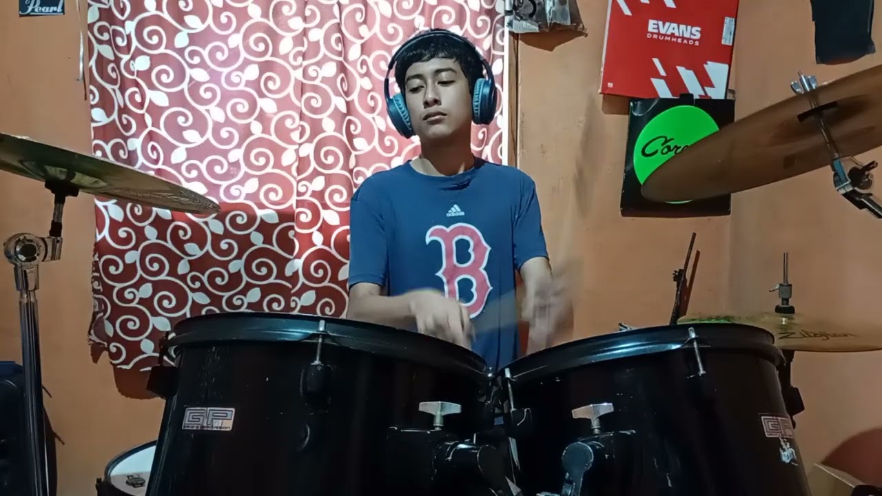 Tocando norteño en la batería 😸 suscribete 👇