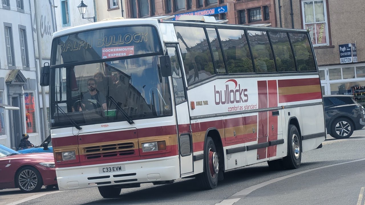 Bullocks Coaches Leyland Tiger Plaxton Paramount C33 EVM