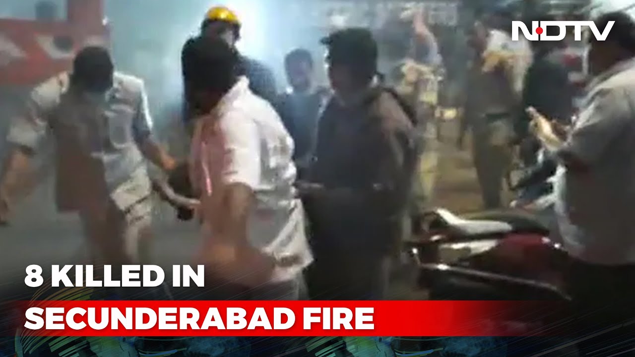 8 Killed After Fire Breaks Out At Hyderabad EV Showroom, Other Top Stories | Good Morning India