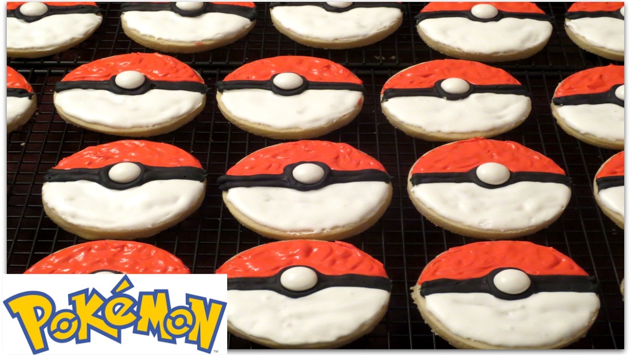 How to Make Pokeball Cookies - DIY Pokemon Sugar Cookies!
