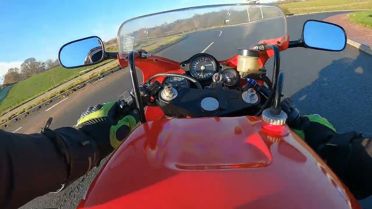 1992 Honda VFR400 NC30 Walkaround & Test Ride