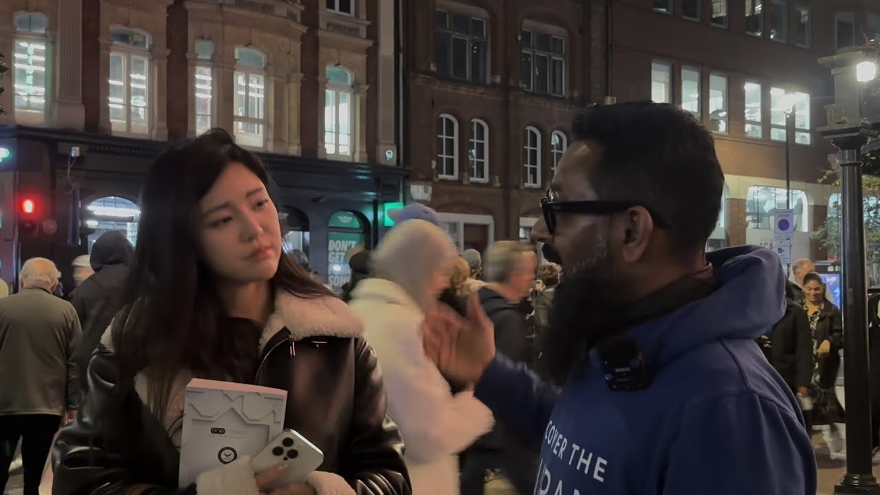 I Visited Turkey & I want To Know About Islam! SalahuDeen & Visitor Leicester Square Speakers Corner