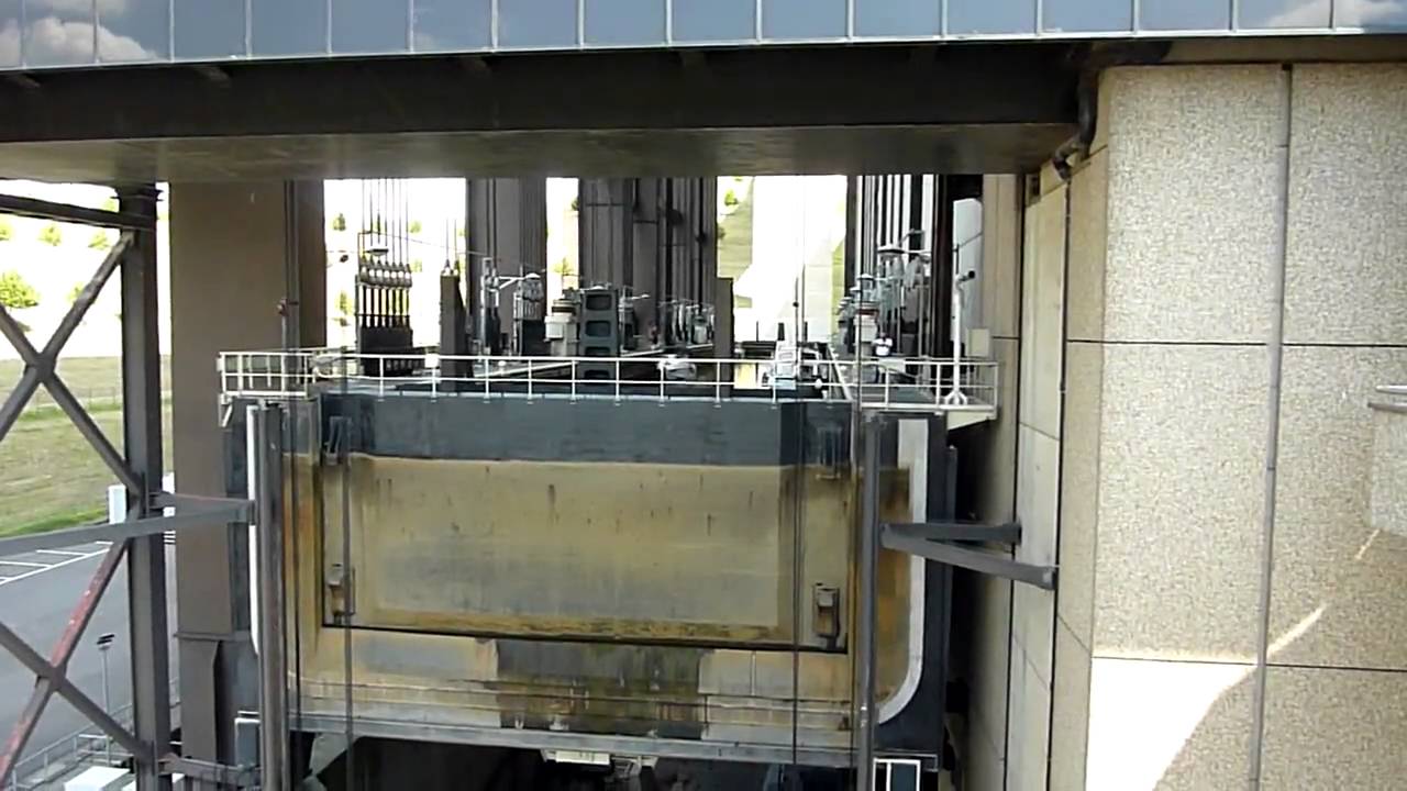L'Ascenseur Funiculaire de Strépy-Thieu