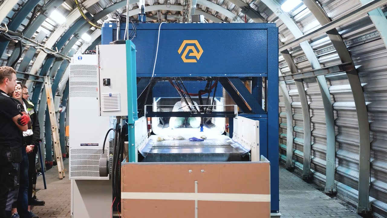 AMP Robotics manufactured industrial robot tests at SIGMA S.A.
