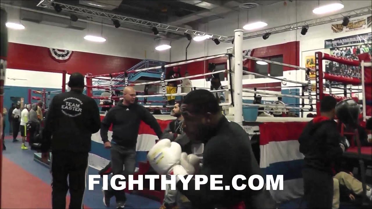 ADRIEN BRONER SCHOOL OF BOXING: SHOWS TECHNIQUE AND GIVES TIPS ON HEAVY BAG
