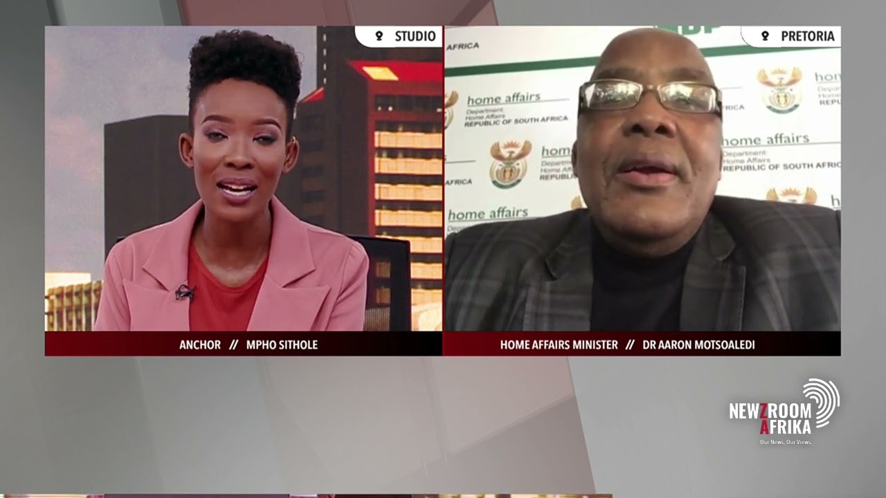 Dr Motsoaledi accuses the Helen Suzman Foundation of undermining government's decisions