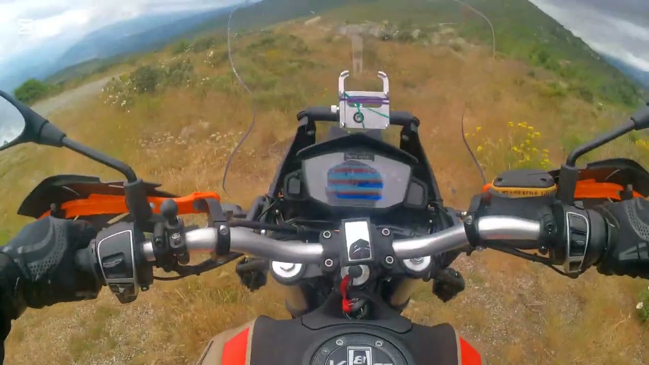 Hermanos García hoy paseíto con nuestras Motoguzzi v85tt.#motooffroad #moteros #offroad 👍😃