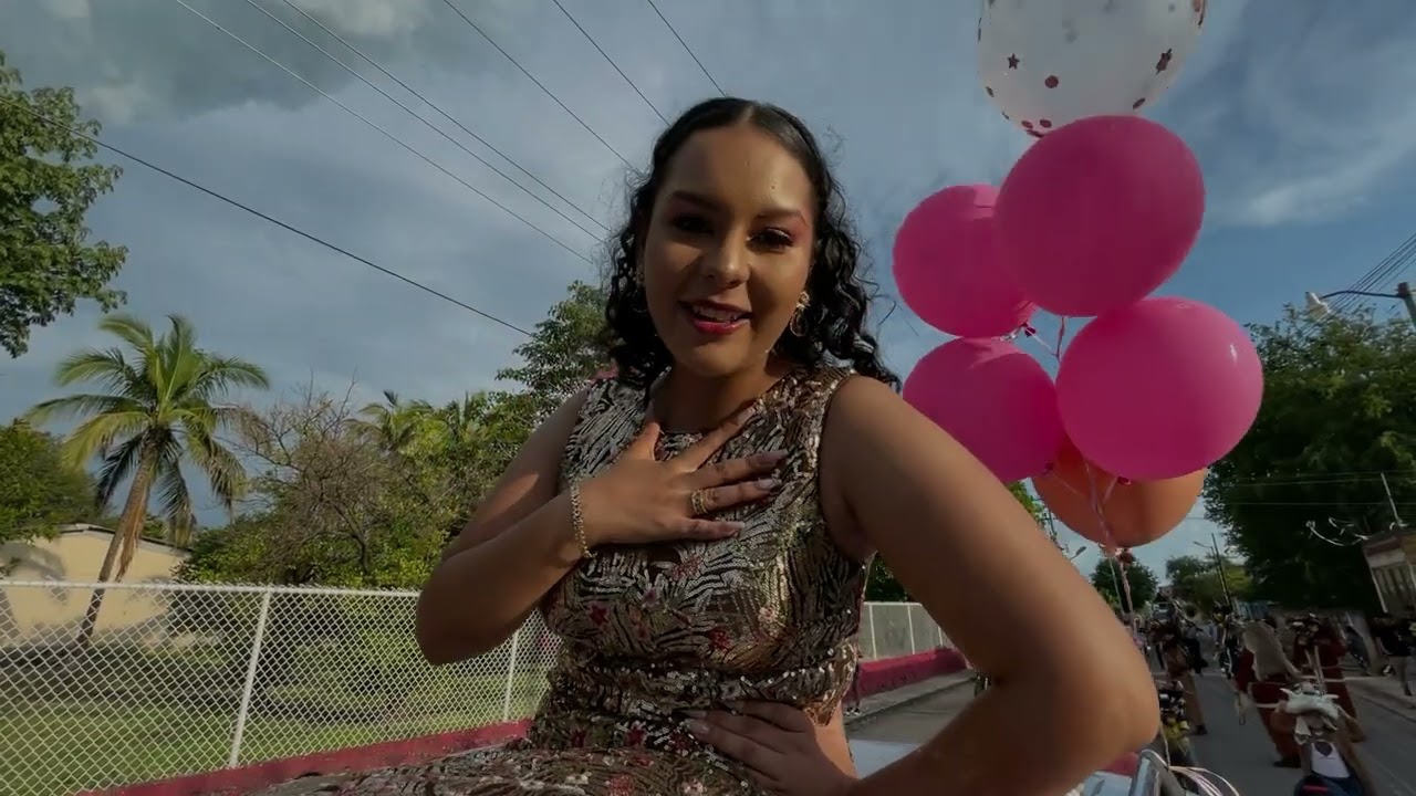 Paseo de las candidatas a reina 👸 🤩de las fiestas 🎉 patrias 🇲🇽de la comunidad de Tlaxmalac Gro.