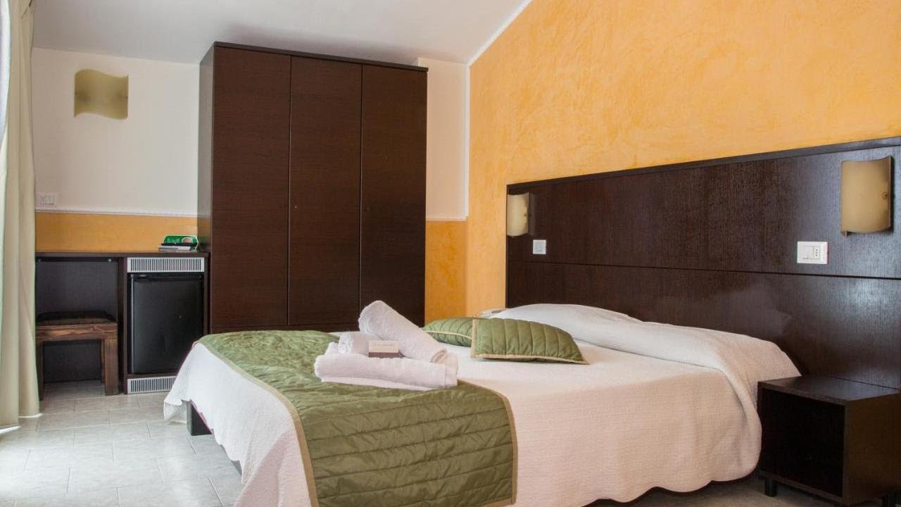 Hotel Okinawa, Rimini, Italy