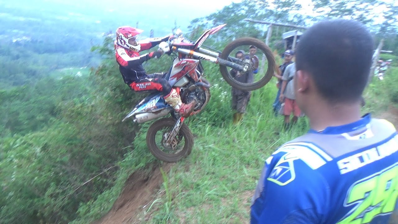 PAKE JIMAT APA || LOLOS SEMPURNA.BAKSOS SATRIA PANTO SAPURAN WONOSOBO